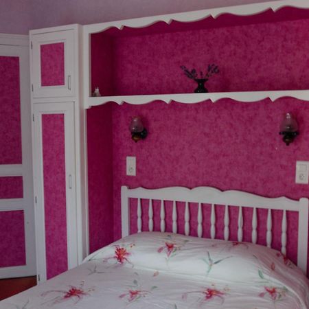 Bed and Breakfast A L'Abri Des Vents Сен-Жан-ле-Тома Экстерьер фото